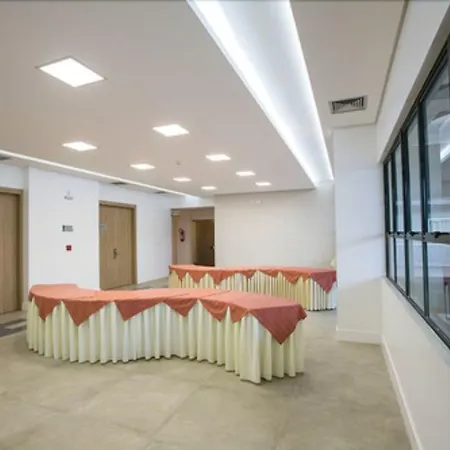 Mogano Business Hotel- Eletroposto-3