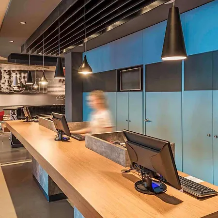 Ibis Chapeco-2
